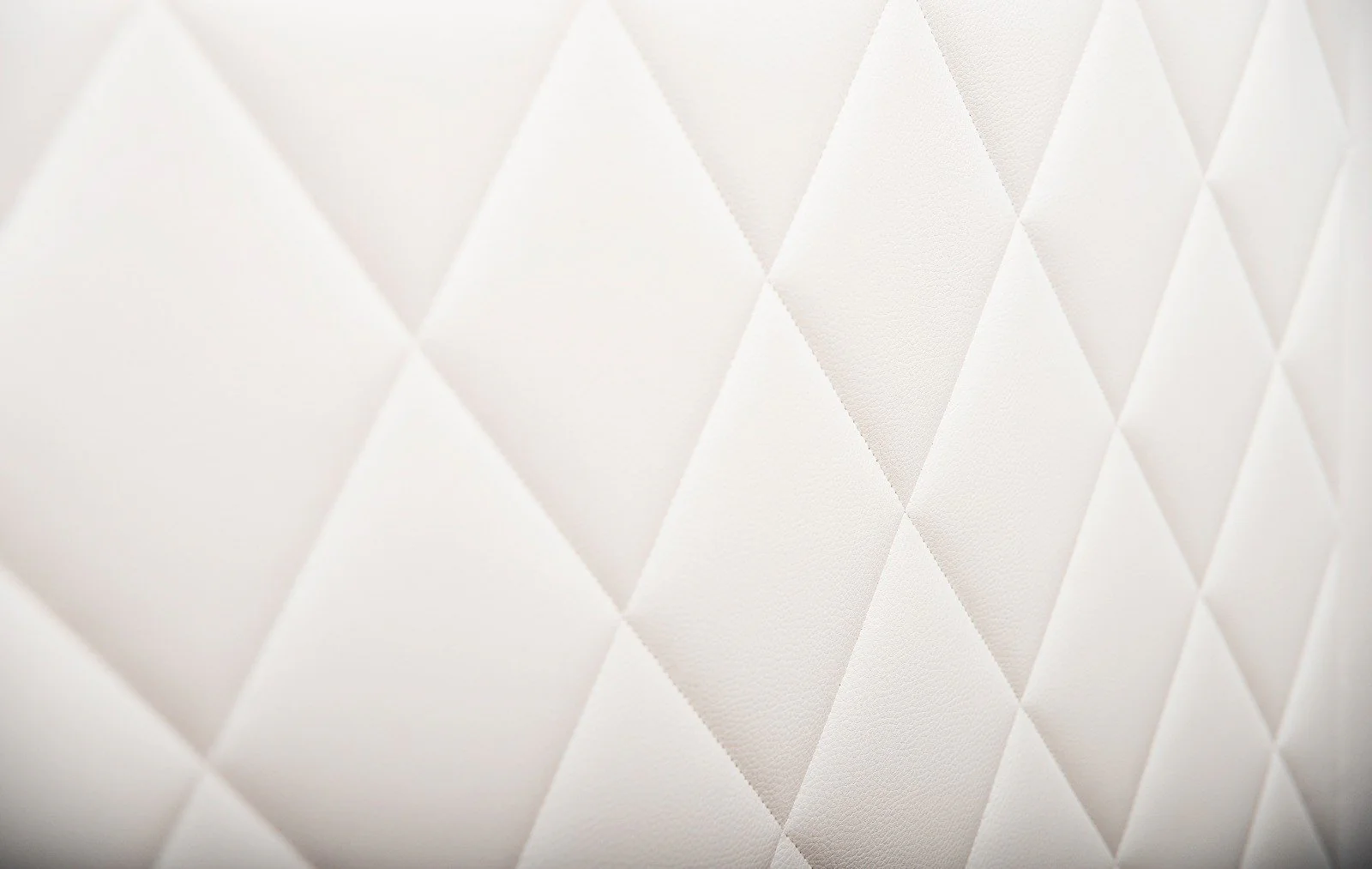 Monaco. Cabecero de Cama en Polipiel. 117 cm de alto (para 135 o 150) - Image 3